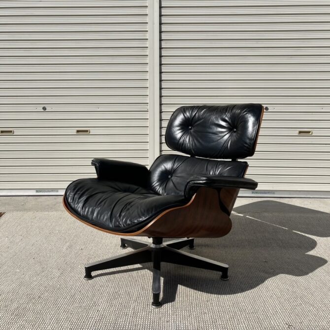 イームズ ラウンジチェア 買取