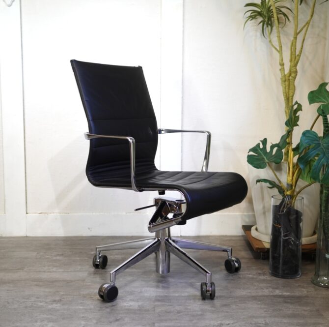 カッシーナIXC ローリングフレームチェア　買取